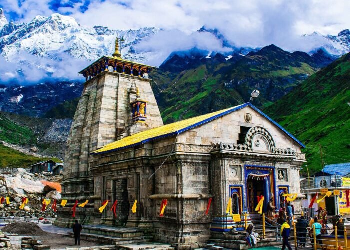 A picture of Kedarnath Temple in rainy season