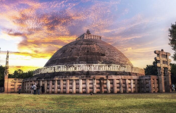 A vibrant picture of Sanchi Stupa at Madhya Pradesh